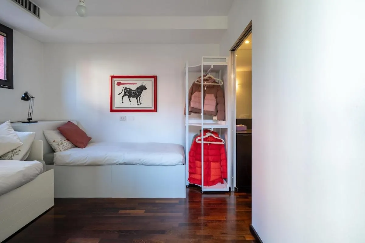 Design Loft Certosa, 4 Posti, 5 Min Da Rho Fiera Apartment Milan 0*,  Italy