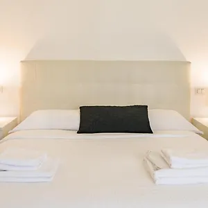 21 Apartment