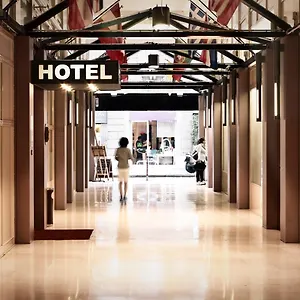 Garibaldi Palace Hotell