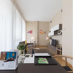 Hemeras Boutique Homes - Design Near Duomo Cathedral Μιλάνο